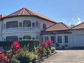 PearlieRon Place
